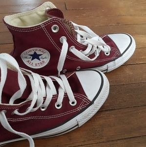 Maroon Women's Size 8 Converse Hi-Tops